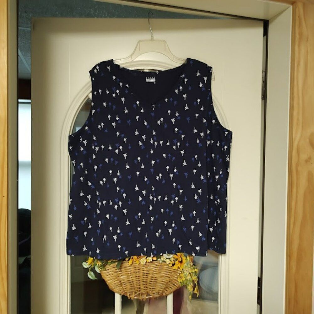 Basic Editions Navy Blue With Anchors Tank Top Size Women's 2X Worn 1 Time